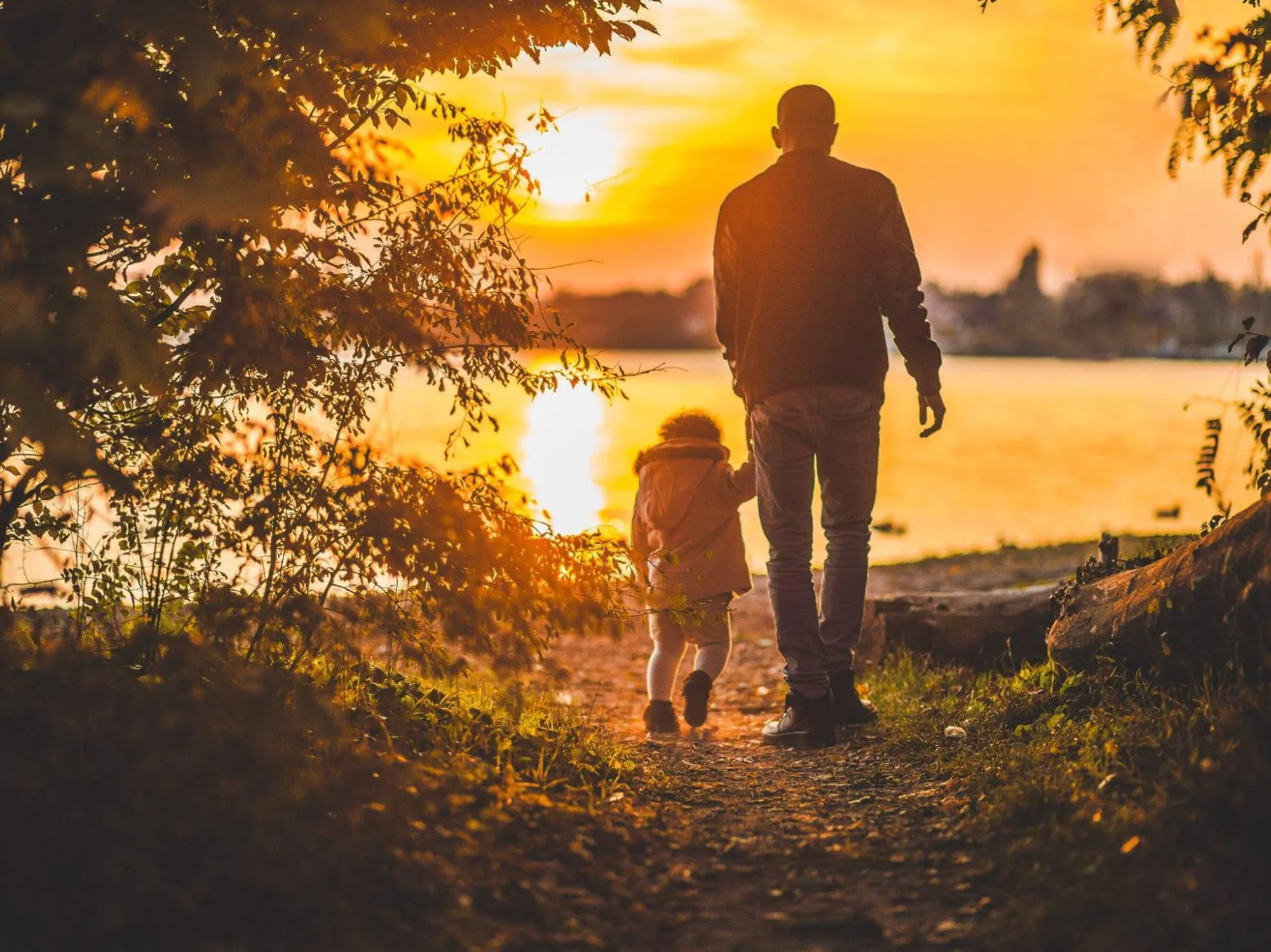 Strengthening Bonds: Keeping Families Connected through Communication and Support